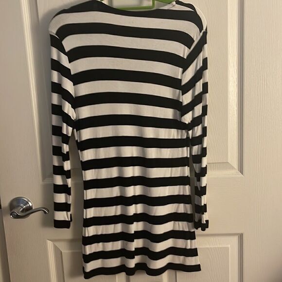 INC black-and-white striped long sleeve tunic size extra large - Picture 2 of 2